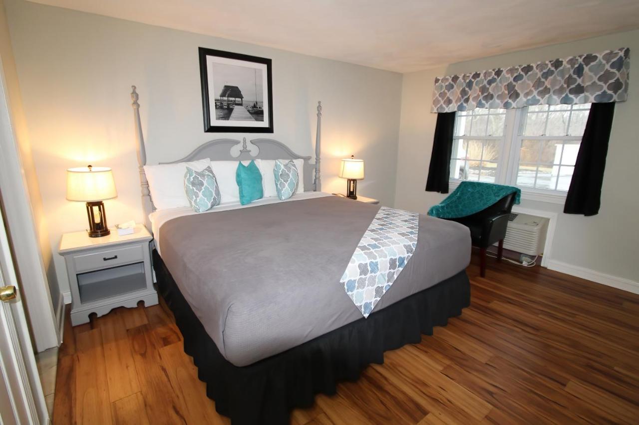 Colonial Inn Seekonk Εξωτερικό φωτογραφία